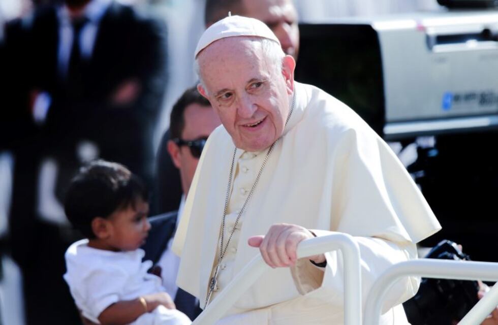 Francisco dijo que el divorcio se convirtió "en una moda"