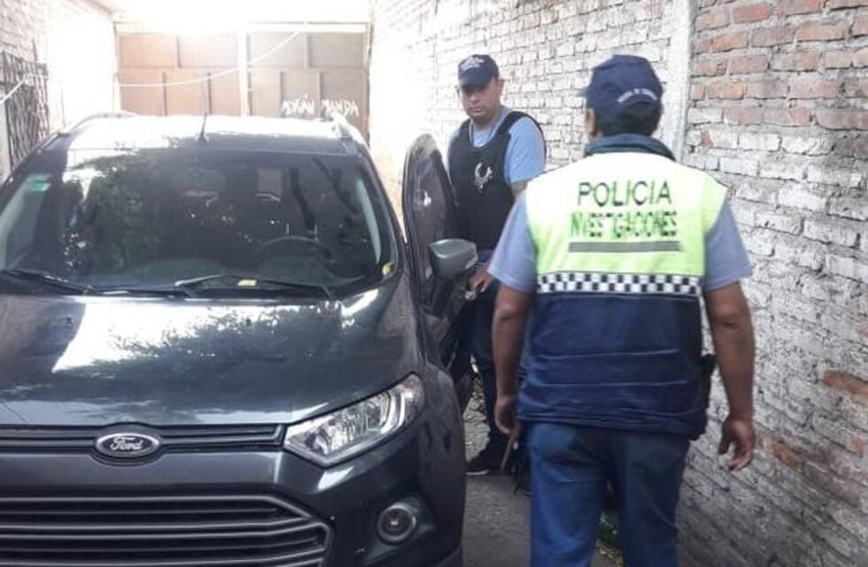 Un hombre robo un auto luego de hacerse pasar por mecánico