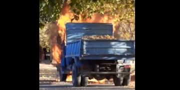 Incendio de un camión en San Carlos\u002E