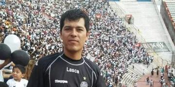Se entregó a la policía Waldo Riquelme, el principal sospechoso de matar y descuartizar a su esposa el 16 de marzo pasado\u002E Luego huyó a Paraguay y este lunes se entregó en Encarnación\u002E