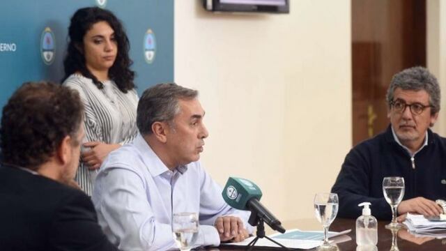 El ministro de Economía de Mendoza, Enrique Vaquié hizo el anuncio del plan anticrisis\u002E