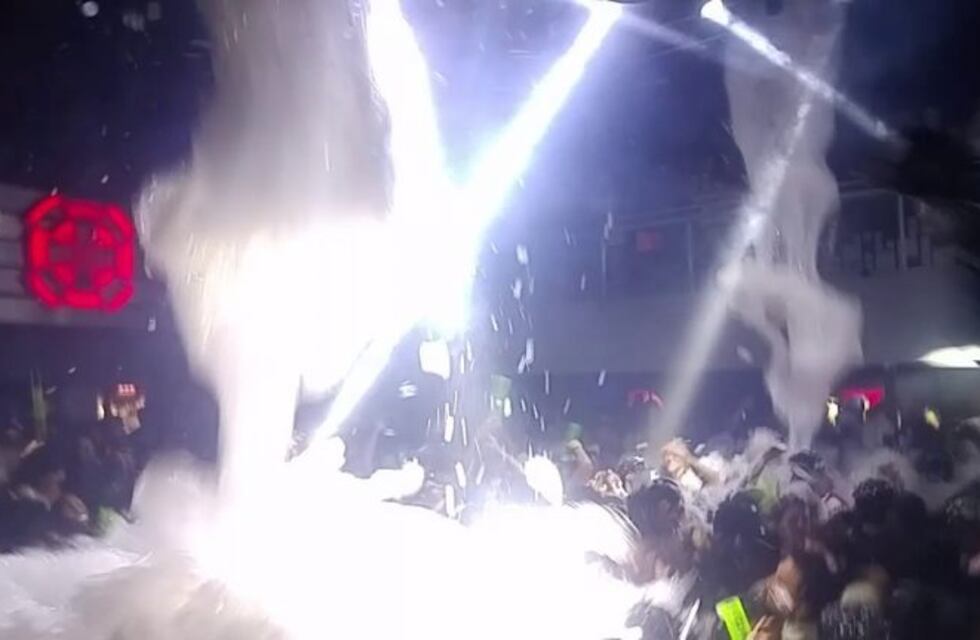 Escándalo y denuncia de padres en las redes por una fiesta en el boliche Molino Rojo