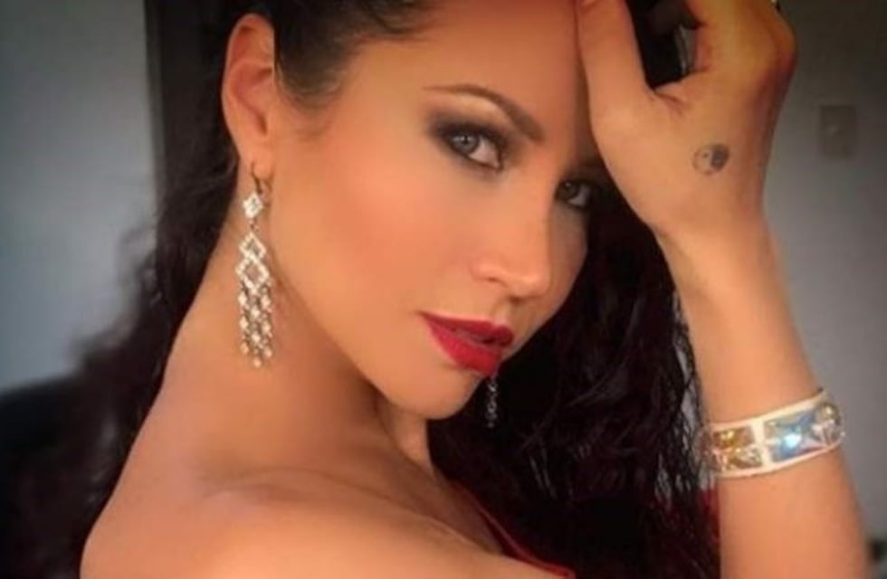 Adabel Guerrero subió una foto amamantando a su hija y fue aplaudida en las redes