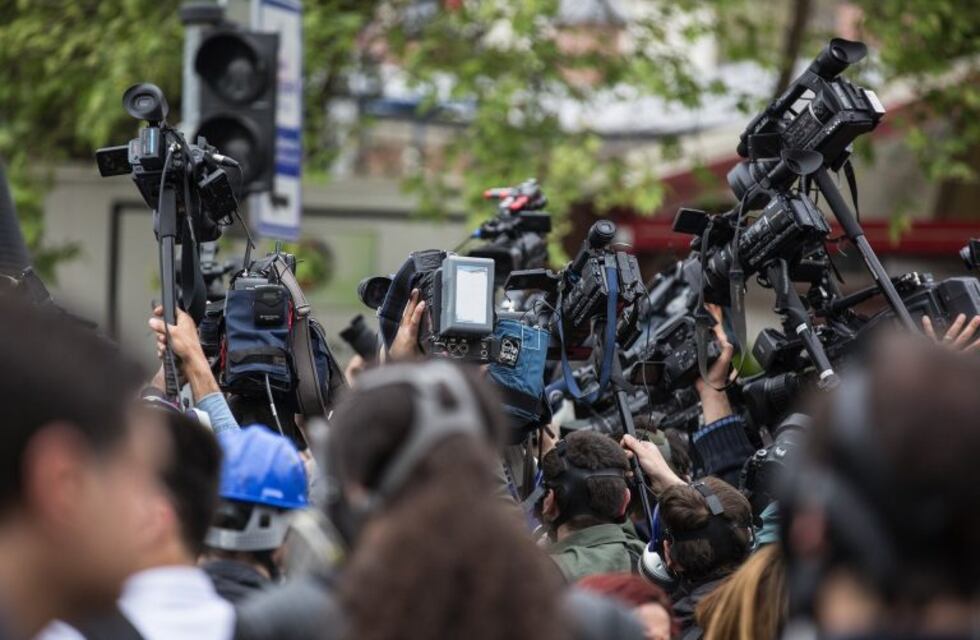 El desafío de aplicar herramientas de chequeo de datos en una redacción de noticias de último momento