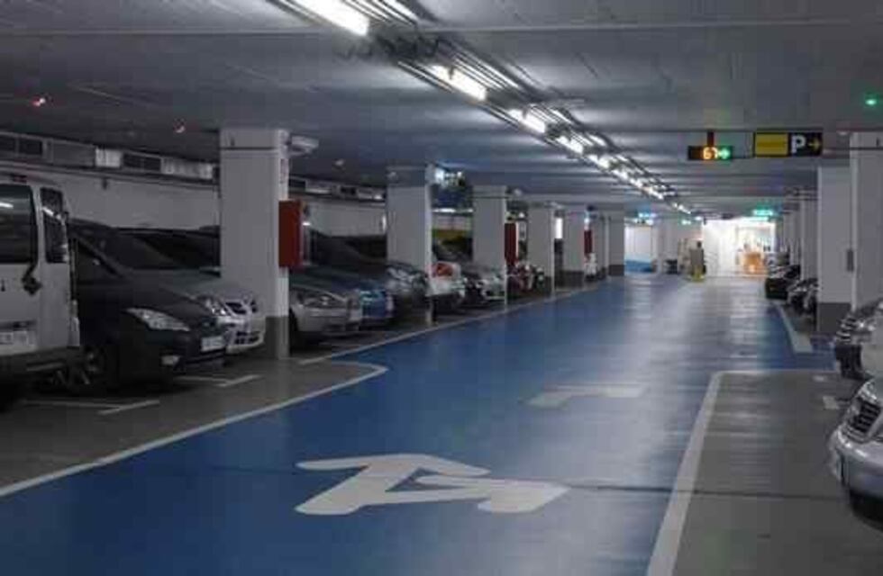 Horror en Córdoba: encontraron el cadáver de un hombre en un estacionamiento