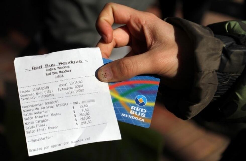 La gran estafa: buscan al creador de la app que duplicaba las cargas de la Red Bus