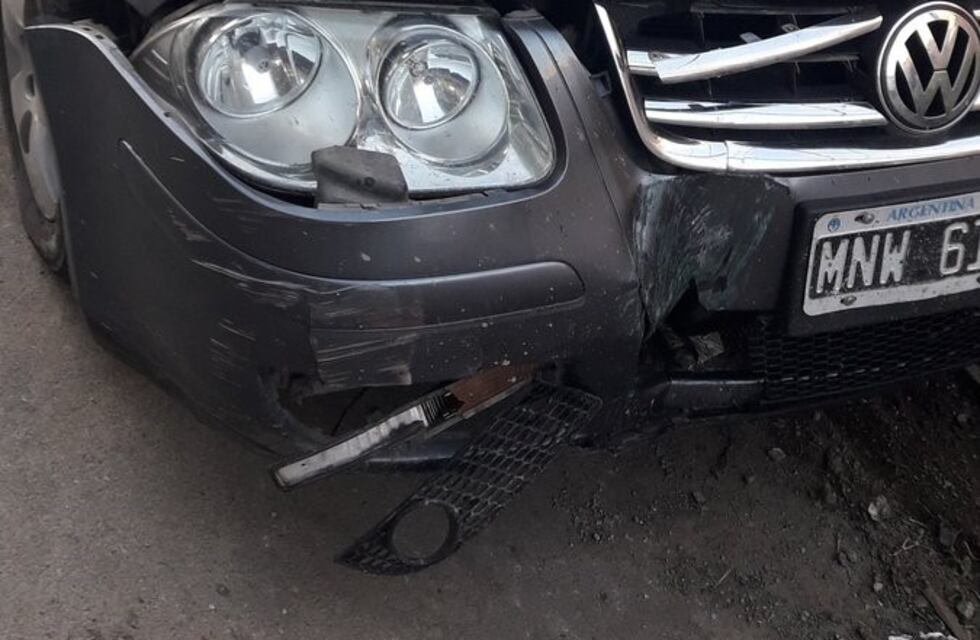 "Completita": robó un auto, se escapó de la Policía y terminó chocando, está preso