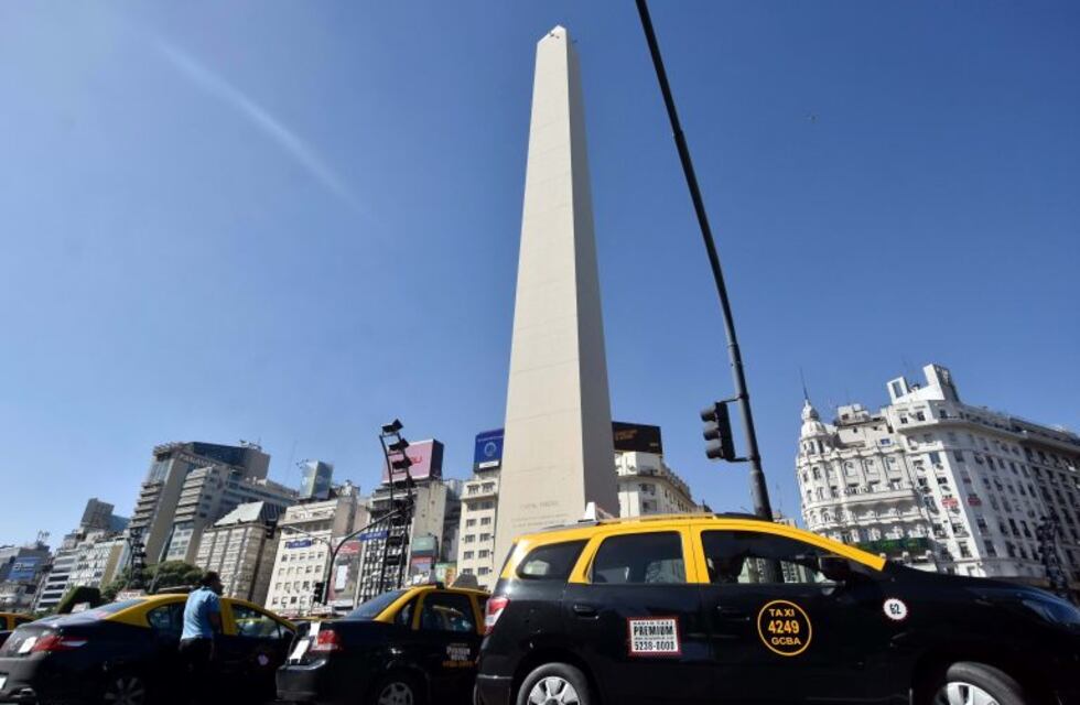 Prórroga para los taxis patentados en 2009: podrán circular un año más en la Ciudad