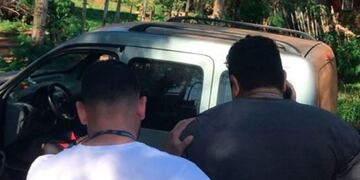 Una familia terminó presa luego de secuestrar a un joven al que acusan de robo\u002E (Foto: El Territorio)