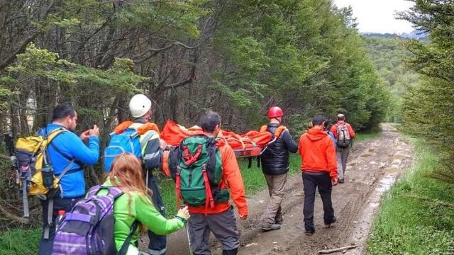 Comisión de Auxilio Ushuaia (CAU).