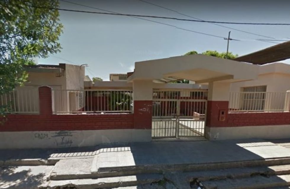 Una docente trans dio clases por primera vez en la provincia