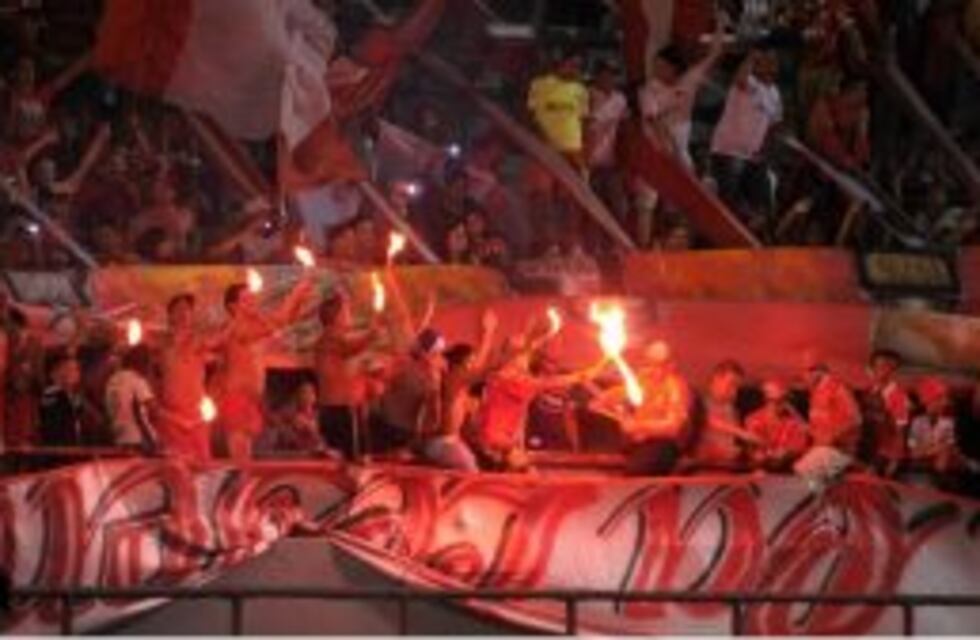 Corridas y balas de goma: así fue el tenso cruce entre la barra de Independiente y la policía en Mar del Plata