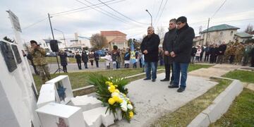 homenaje a José Honorio Ortega, que falleció el 28 de mayo de 1982 en cercanías de Puerto Darwin
