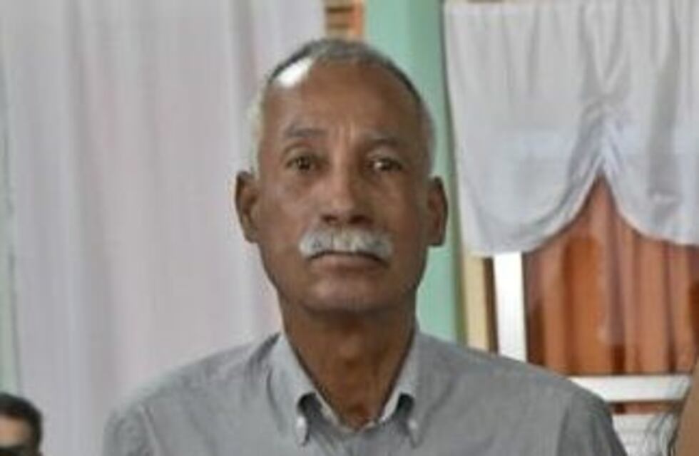 Buscan a un hombre de 73 años que se extravió en Jardín América