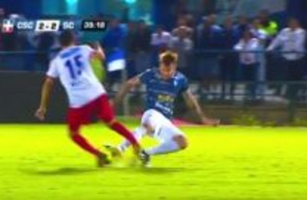 No apto para sensibles: impresionante lesión en el fútbol de Costa Rica