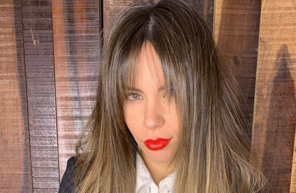 Barby Franco quiso jugar con un perro y él se le prendió al pelo