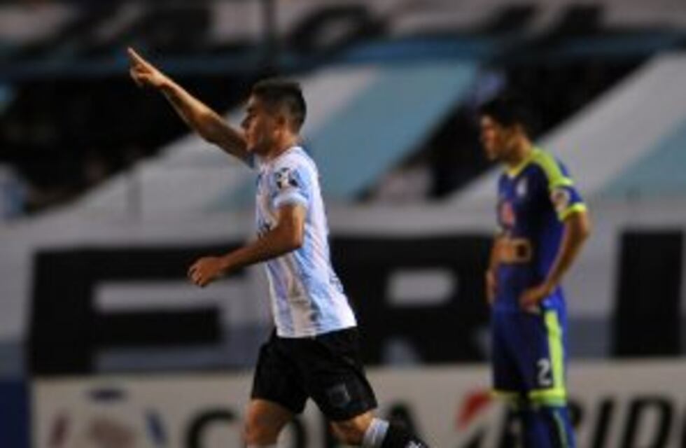 Brian Fernández se reincorporará al plantel profesional de Racing