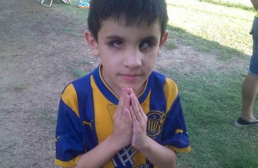 Piden ayuda para un nene de 9 años que padece ceguera y necesita de un tratamiento en China