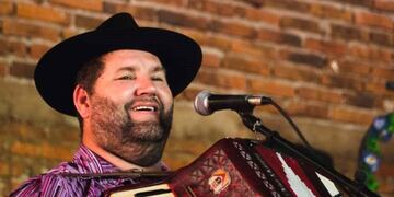 Jorge Ratoski, músico y concejal de Cerro Azul\u002E