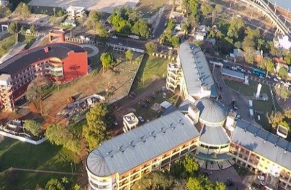 Capacitan a médicos en tratar la fibrilación auricular