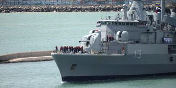 A ship leaves a Naval base to join the search for missing submarine ARA San Juan, in Mar del Plata, Argentina, Monday, Nov\u002E 20, 2017\u002E Authorities last had contact with submarine ARA San Juan on Wednesday as it was on a voyage from the extreme southern port of Ushuaia to the city of Mar del Plata\u002E (AP Photo/Marina Devo)