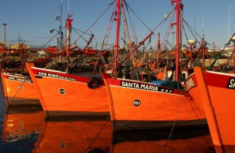 Firman acuerdo para generar puestos de trabajo en el sector pesquero de Mar del Plata