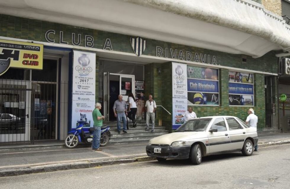 Club Rivadavia: Hasta el momento, el salón no tiene la habilitación municipal