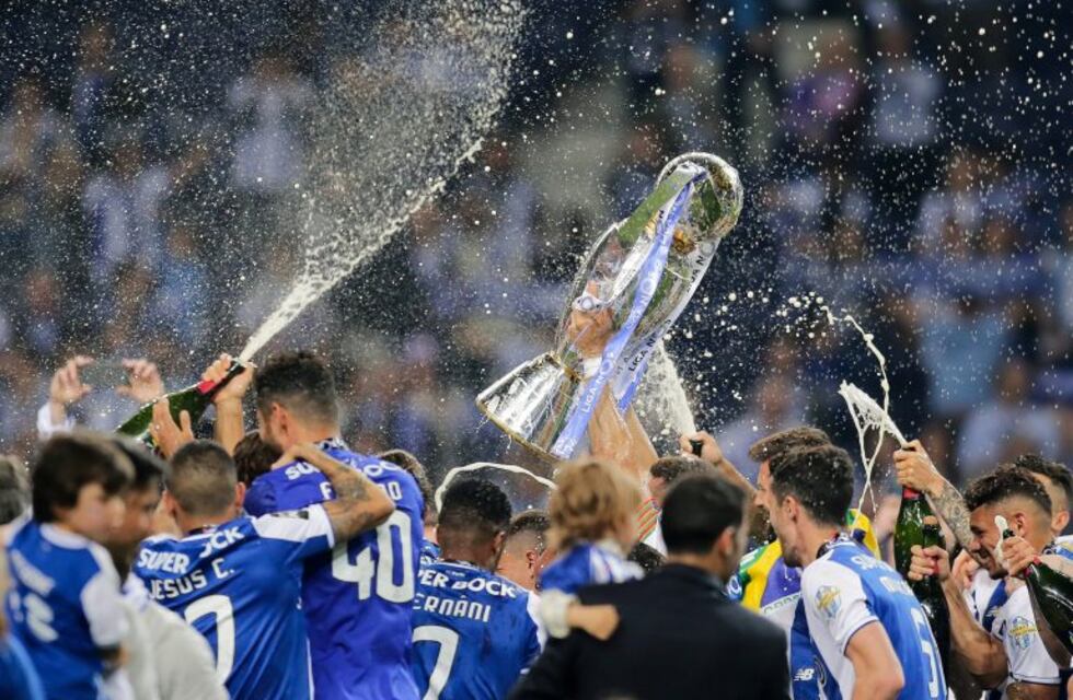 El plantel del Porto celebró el campeonato cantando una cumbia de Los Palmeras