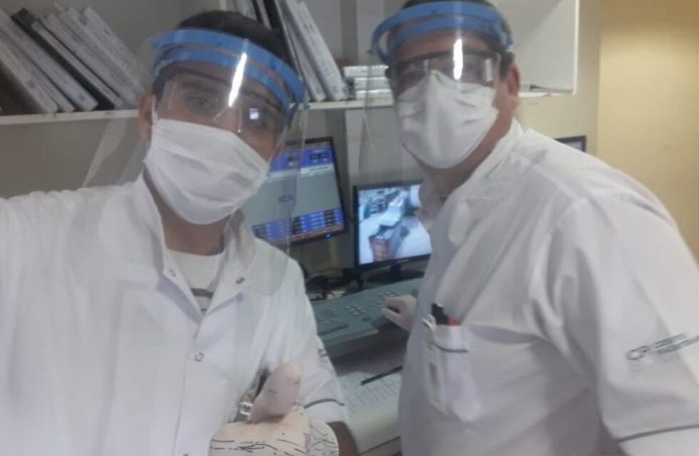 Trabaja en un hospital y para proteger a su familia decidió aislarse