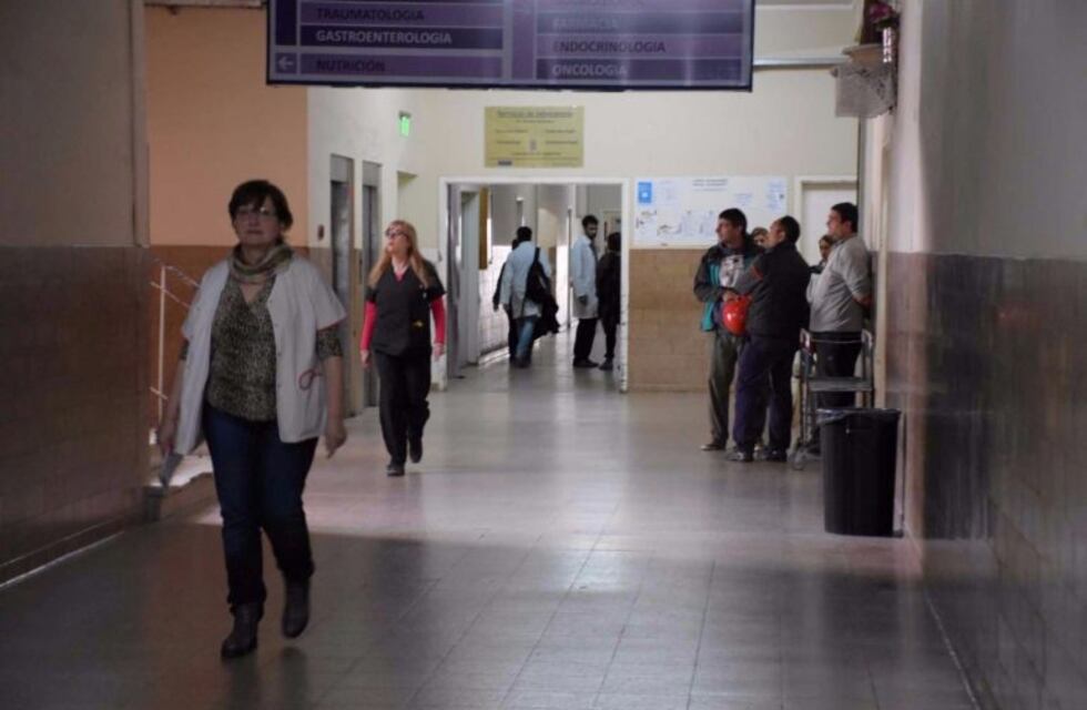 Dejarán sin trabajo a 200 empleados de salud en San Luis