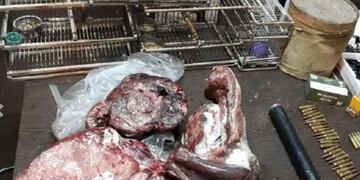 La Policía secuestró restos óseos de caballo y carne de dudosa procedencia en un puesto de la ruta 52\u002E