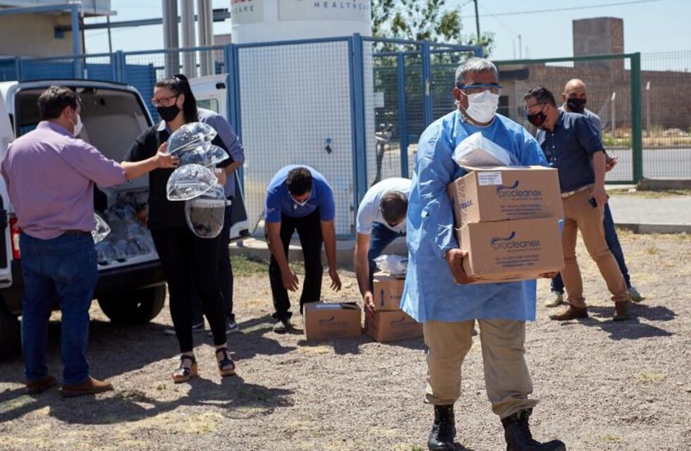 Covid-19: Las Heras donó insumos y equipamientos de prevención al Hospital Carrillo