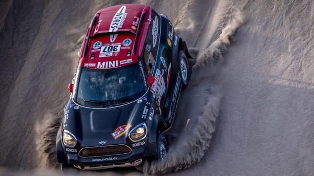 El mendocino Orlando Terranova conduciendo el X- Raid Team\u002E