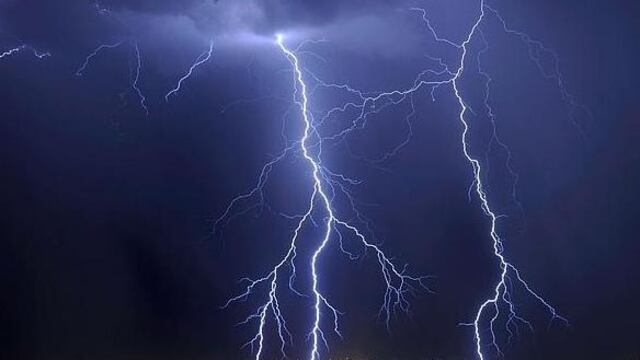 Impactantes imágenes de la tormenta eléctrica en San Juan (imagen ilustrativa).
