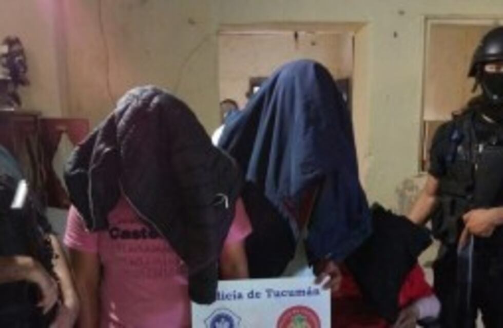 Efectivos de la Dirección de Drogas Peligrosas detienen a un matrimonio en barrio Trulalá