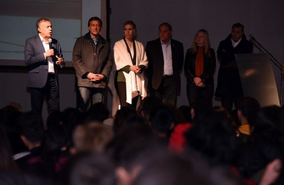 Cornejo participó en San Rafael en las jornadas Mi Primera Licencia