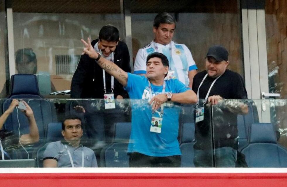 Gianinna Maradona reveló quién es el hombre que comió mientras Diego estaba descompuesto