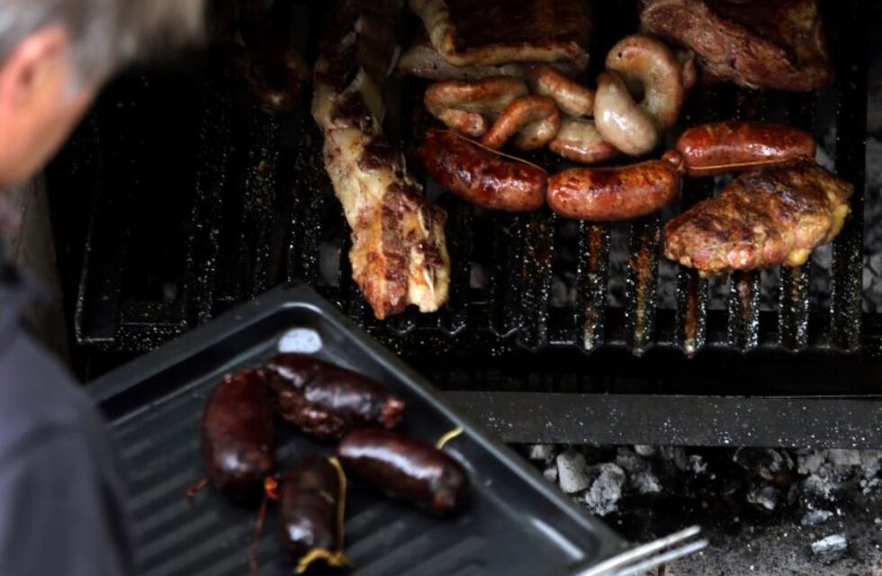 Un asado para 10, en agosto, salió $ 1.249