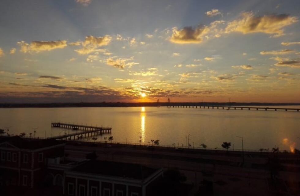 Cielo claro en Posadas y una tarde de calor a 30º