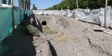 Antigua usina eléctrica en el paseo Rawson