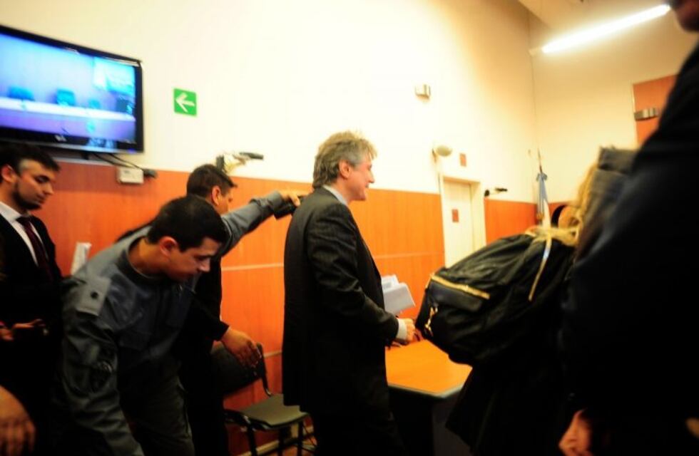 Condenaron a Amado Boudou a tres años de prisión en suspenso por falsificar documentos de un auto