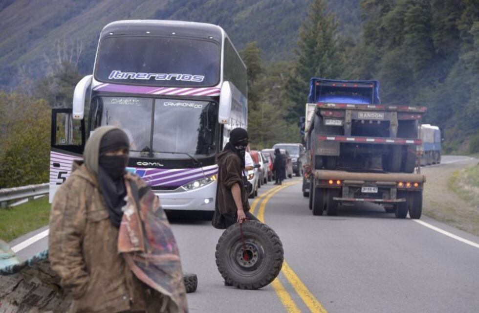 Río Negro pidió a Nación que intervenga en el conflicto en Villa Mascardi