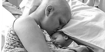 Jade Davis dio a luz un bebé sano a pesar de recibir quimioterapia\u002E