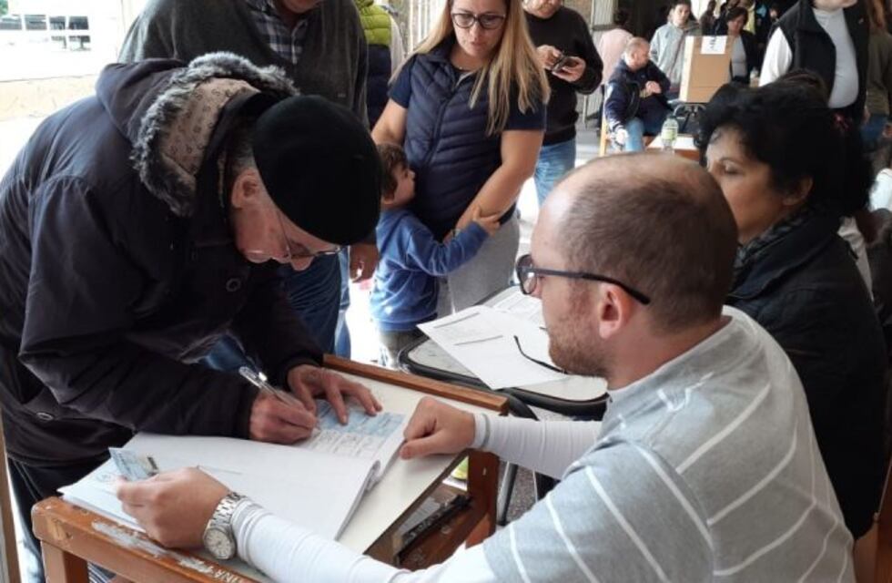 Presidentes de mesa cobrarán en las PASO lo mismo que hace dos años