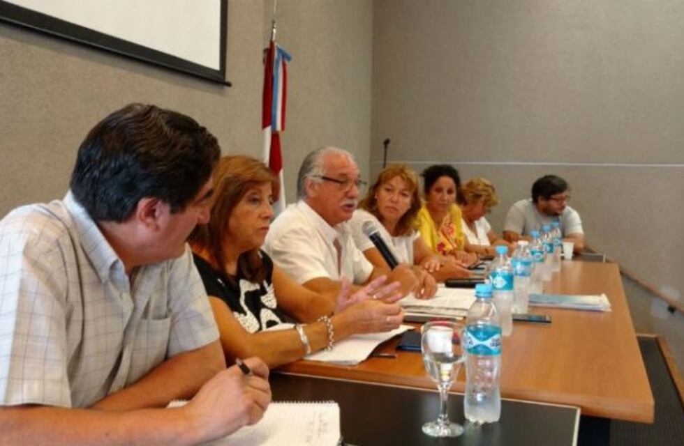 UEPC aceptó la propuesta salarial del Gobierno