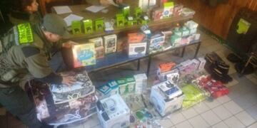 Decomisaron valioso contrabando de mini drones y artículos electrónicos