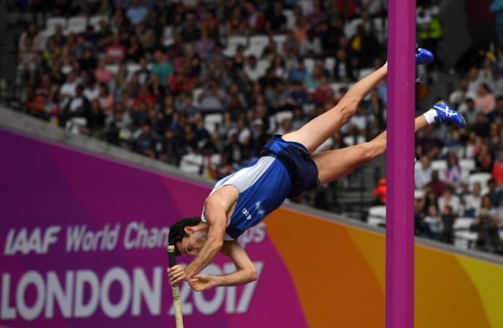 Germán Chiaraviglio ganó medalla de plata en salto con garrocha