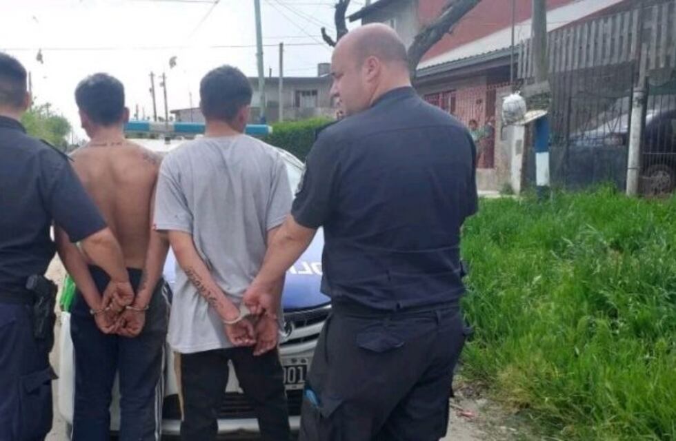 Apuñalan a un hombre para robarle la moto: tres detenidos