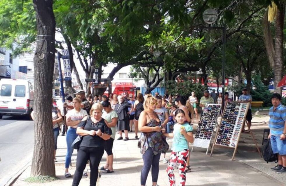 Tras una asamblea de los choferes, se normaliza el servicio de colectivos
