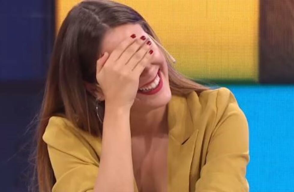 Barbie Vélez cometió un error en Pasapalabra y terminó burlándose de sí misma